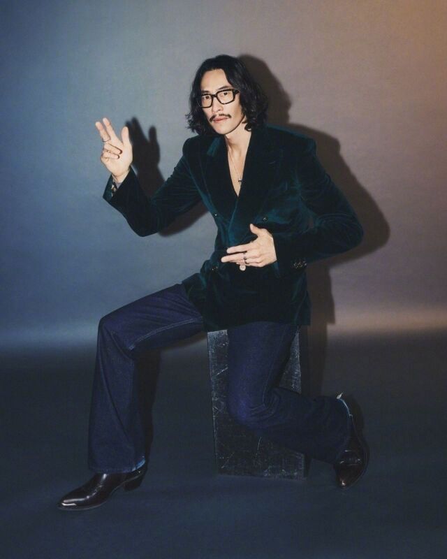 有望出演Netflix新剧 ，合作 。柳承范饰演海洋乐园赌徒黄志秀一角，他曾在大