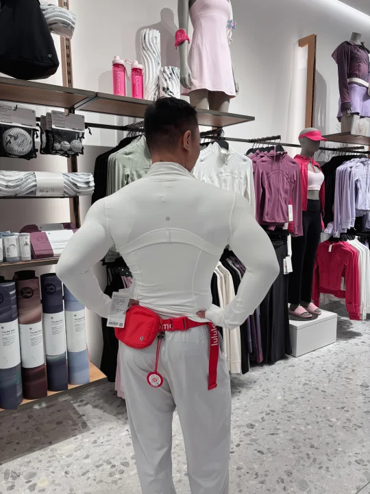 没人不爱 白色Define