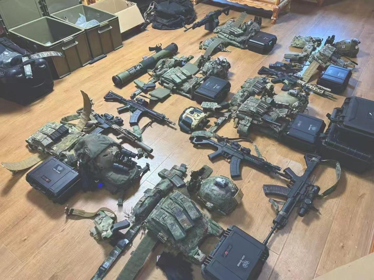 现实也能拥有腾龙大人！海外合法场地拍摄，欢迎同好交流三角洲行动 海外合法拍摄 三