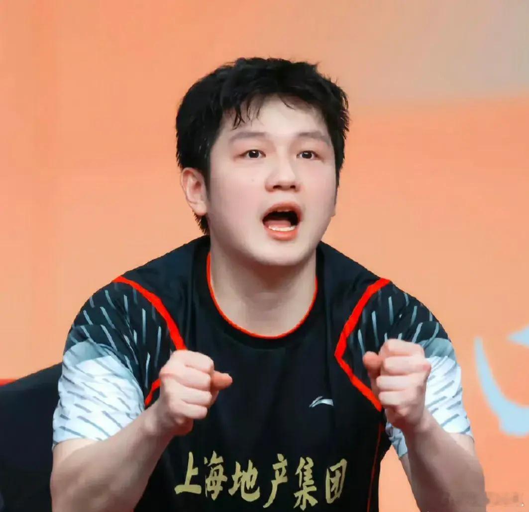樊振东或将面临抉择了！WTT公布了2025年最新的球员行为规则。规则对球员退赛做