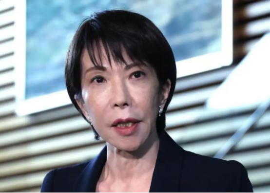 日本局势彻底失控，一则重磅消息全网炸锅：日本竟私下向中国递出紧急请求！身为首相的