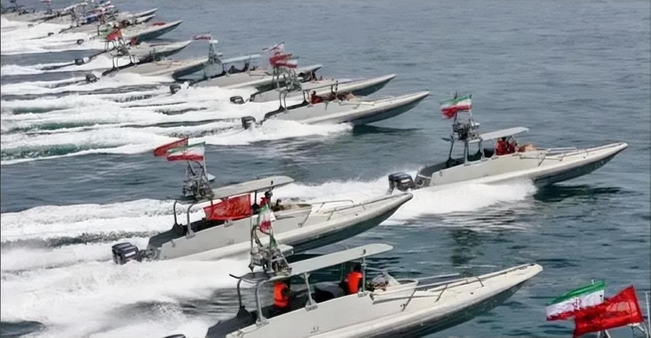 伊朗一把掐住全球能源“咽喉”，美国最先痛到“跳脚”！特朗普急令海空军“硬闯”霍尔