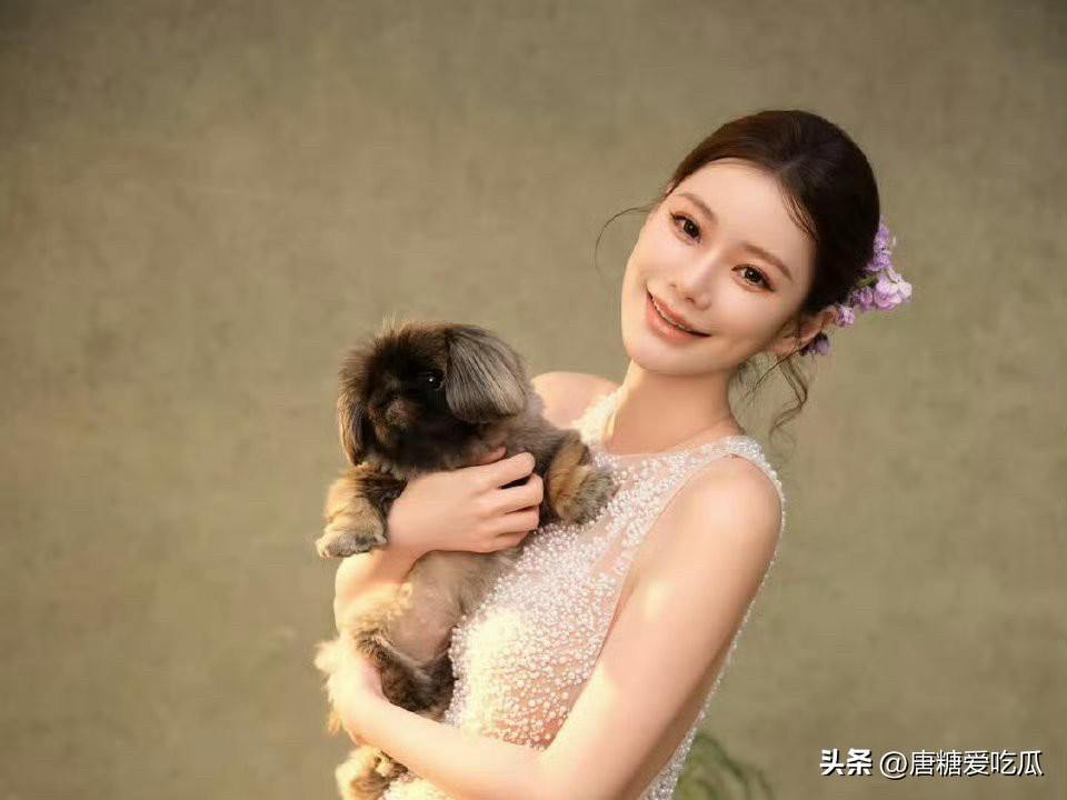 小s没想到
汪小菲也没想到
天天上直播间，天天开直播到人前晃悠，都不真实，生个孩