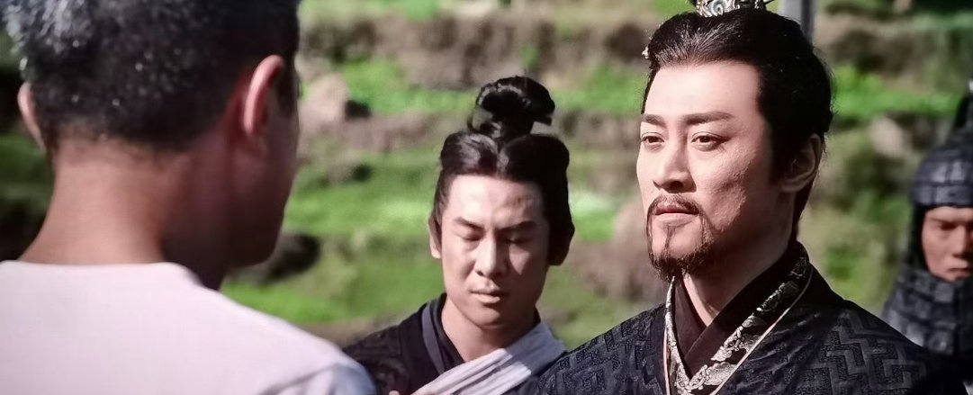 项少龙说：“我来自未来。”那时的我们，总以为未来遥不可及，总觉得自己也能像项少龙