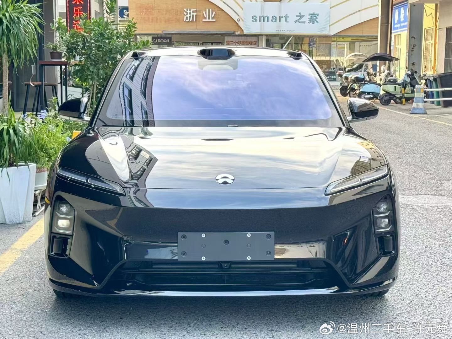 全新26款蔚来ET5T，26年9月上牌，仅18公里，新车配置价格236700，选