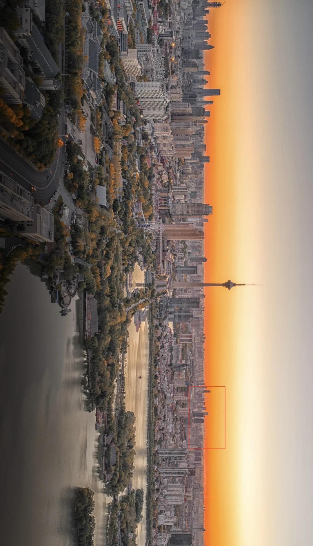 在天塔可以清晰看见滨海新区？？？
这几天的天津天气好到离谱，五十里外的滨海新区清