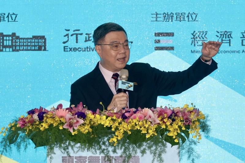 卓荣泰：拚今年人均GDP逾4万美元　明年基本工资逾3万元


梅花新闻网 简立欣