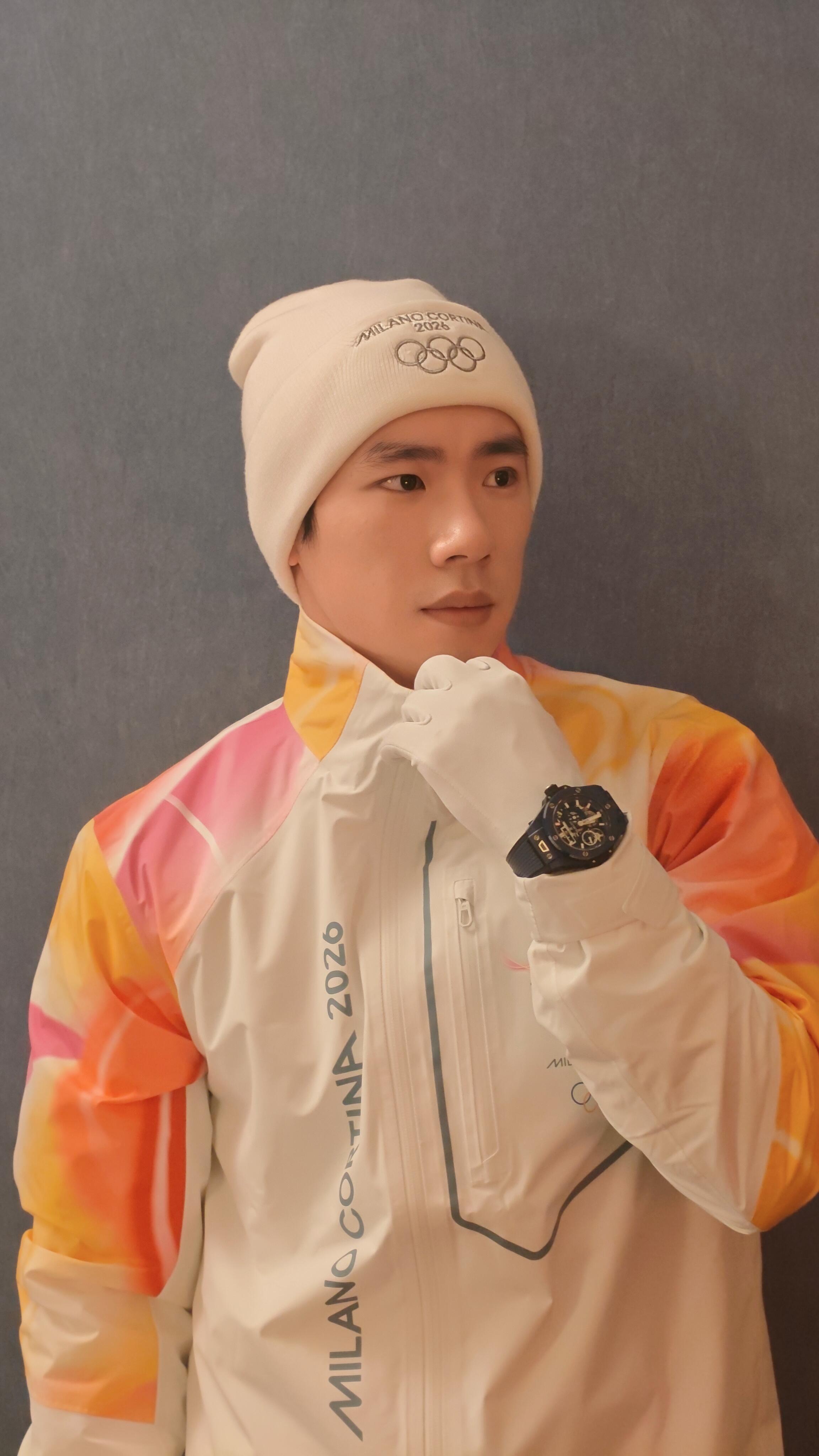 一下子都吻了上来 