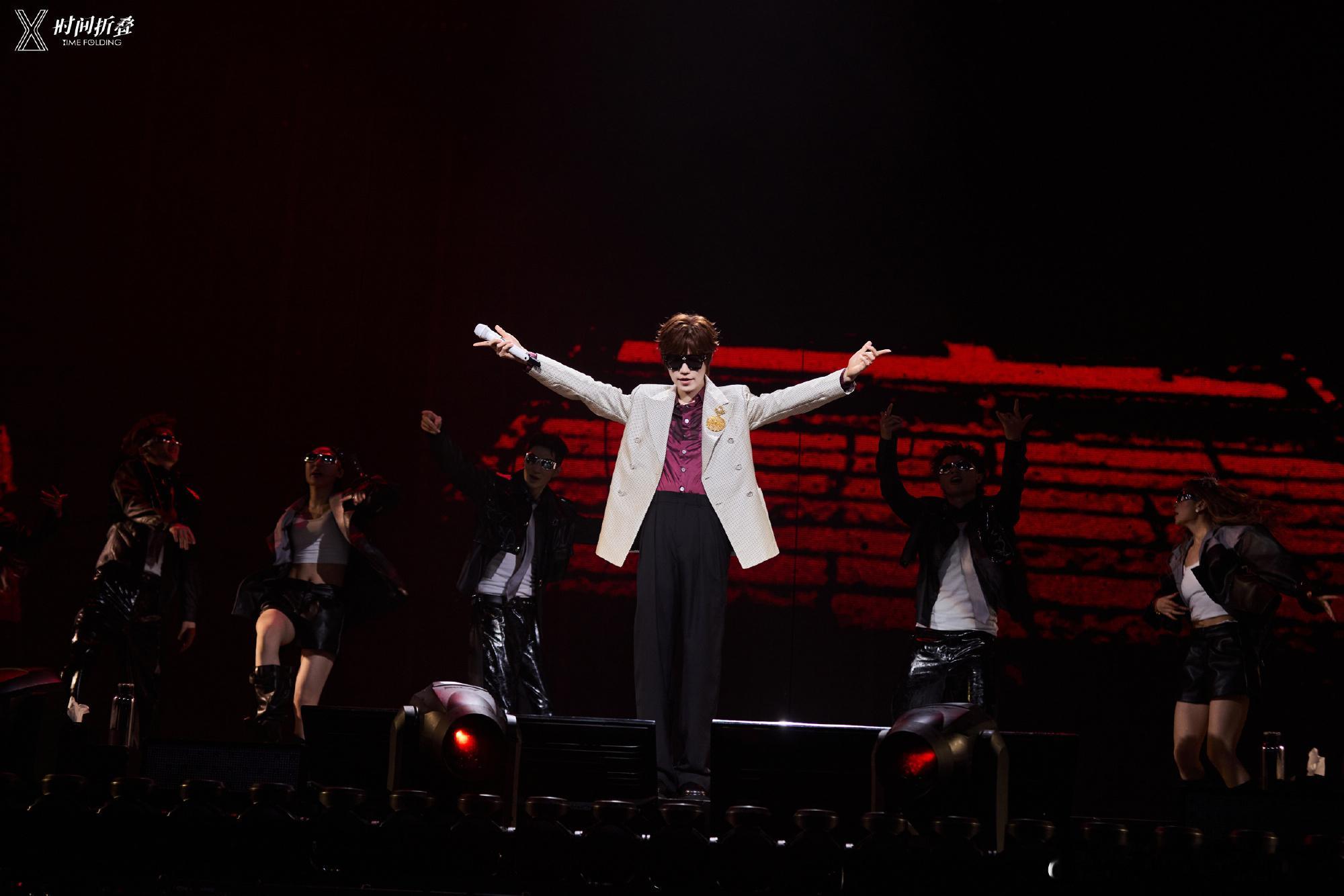 徐良不仅有曲库还有题库徐良题库又更新了别人演唱会靠唱功圈粉，徐良靠题库圈粉！最新