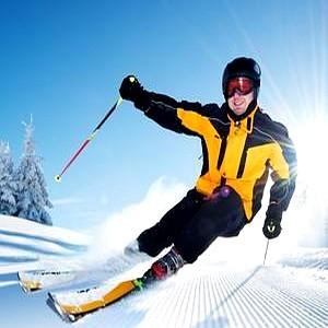 我当年在酒泉见过一个兵，津贴八块五，拿那点钱买牙膏都要掐着指头算。

你猜他咋说