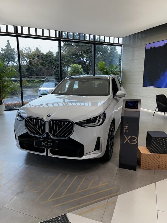 🔥 空间越级！轴距2975mm，后排能养鱼？