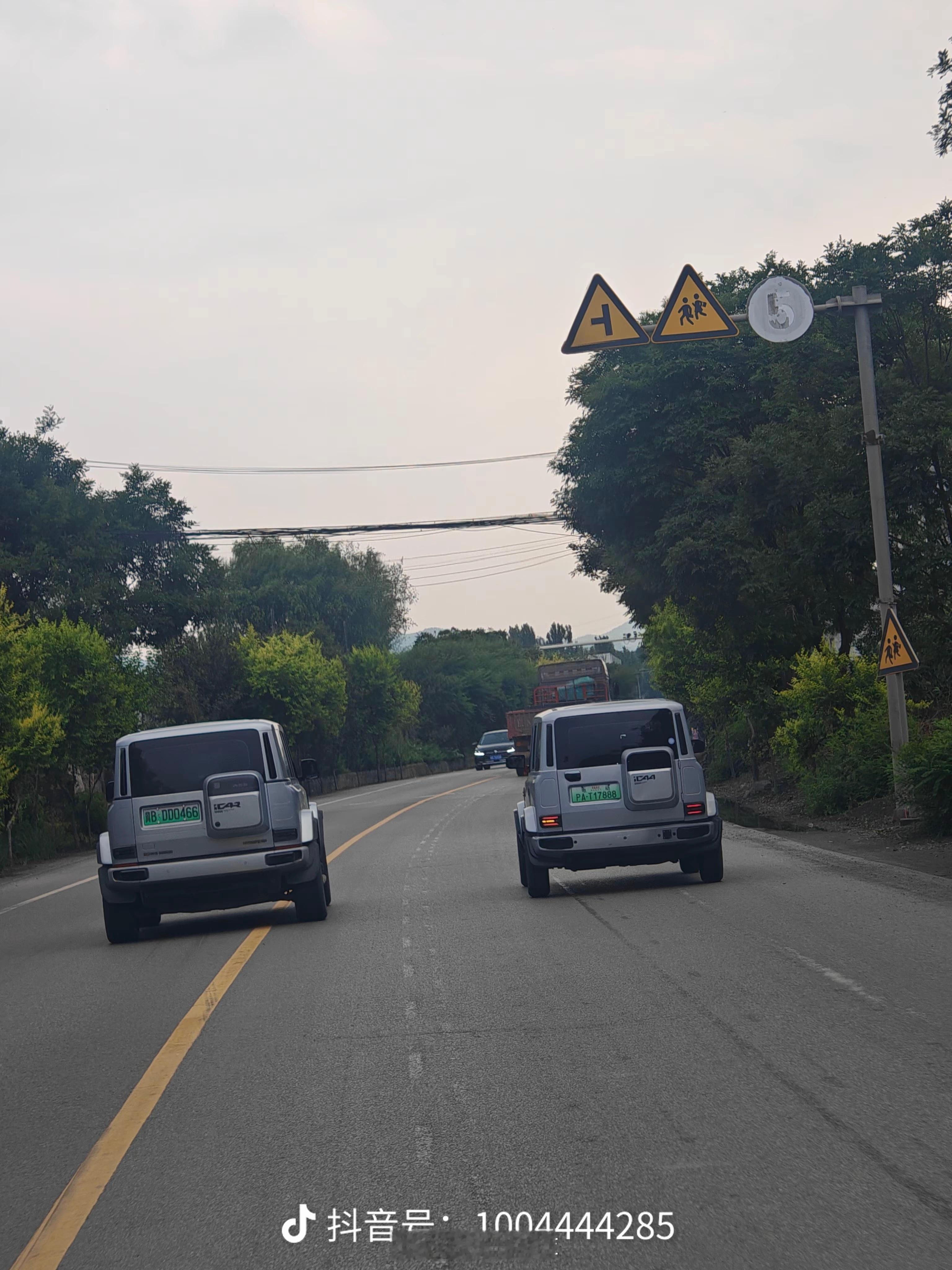 iCAR V23 这造型吧，确实是老头乐厂家最喜欢那一卦，于是[允悲][允悲][