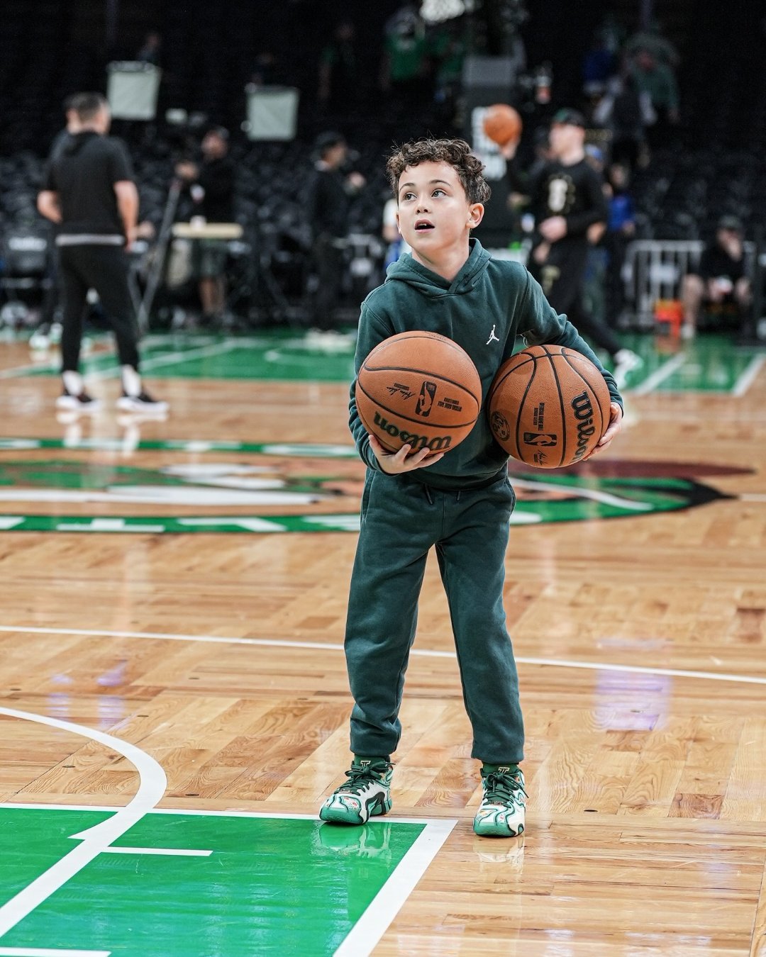 新的一天，大家早上好！～#凯尔特人热爱日记##nba开新大集# ​​​