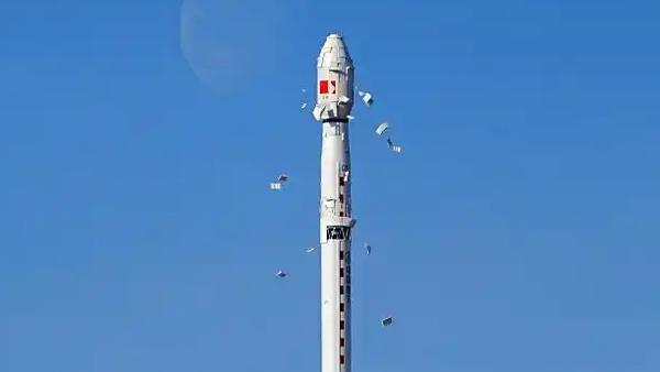 12月9日11时41分，我国在酒泉卫星发射中心成功发射了遥感四十七号卫星，使用的