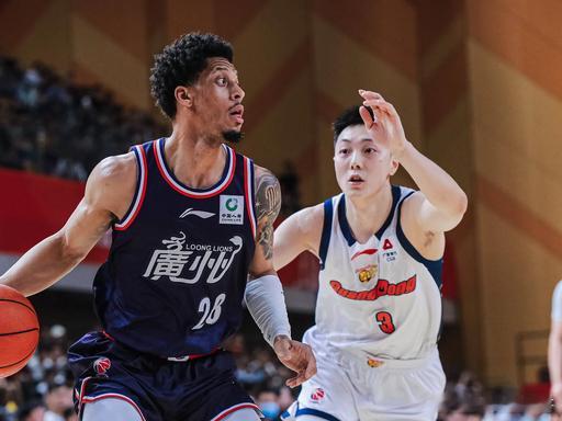 CBA  广东东阳光VS广州朗肽海本 CBA 季后赛 12 进 8 生死战，广东