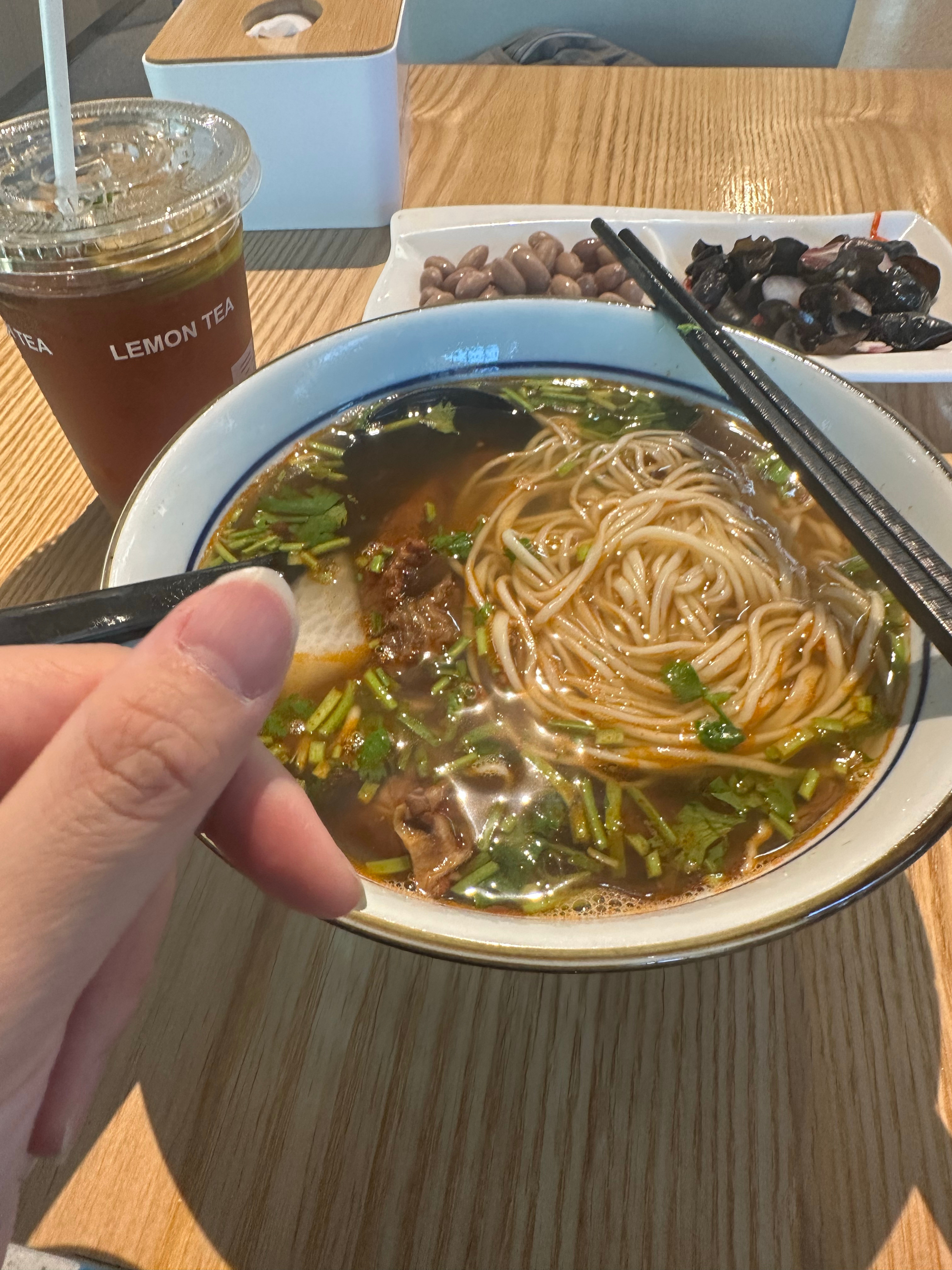 斥巨资拿下一碗面 我已力竭 