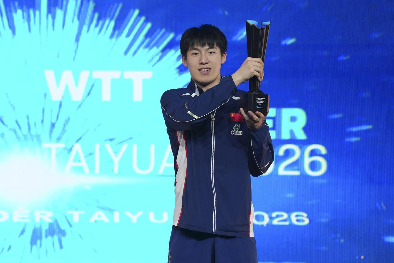 温瑞博说实话了，之所以拿到太原站男单冠军，完全是想为自己争一口气，

伦敦世乒赛