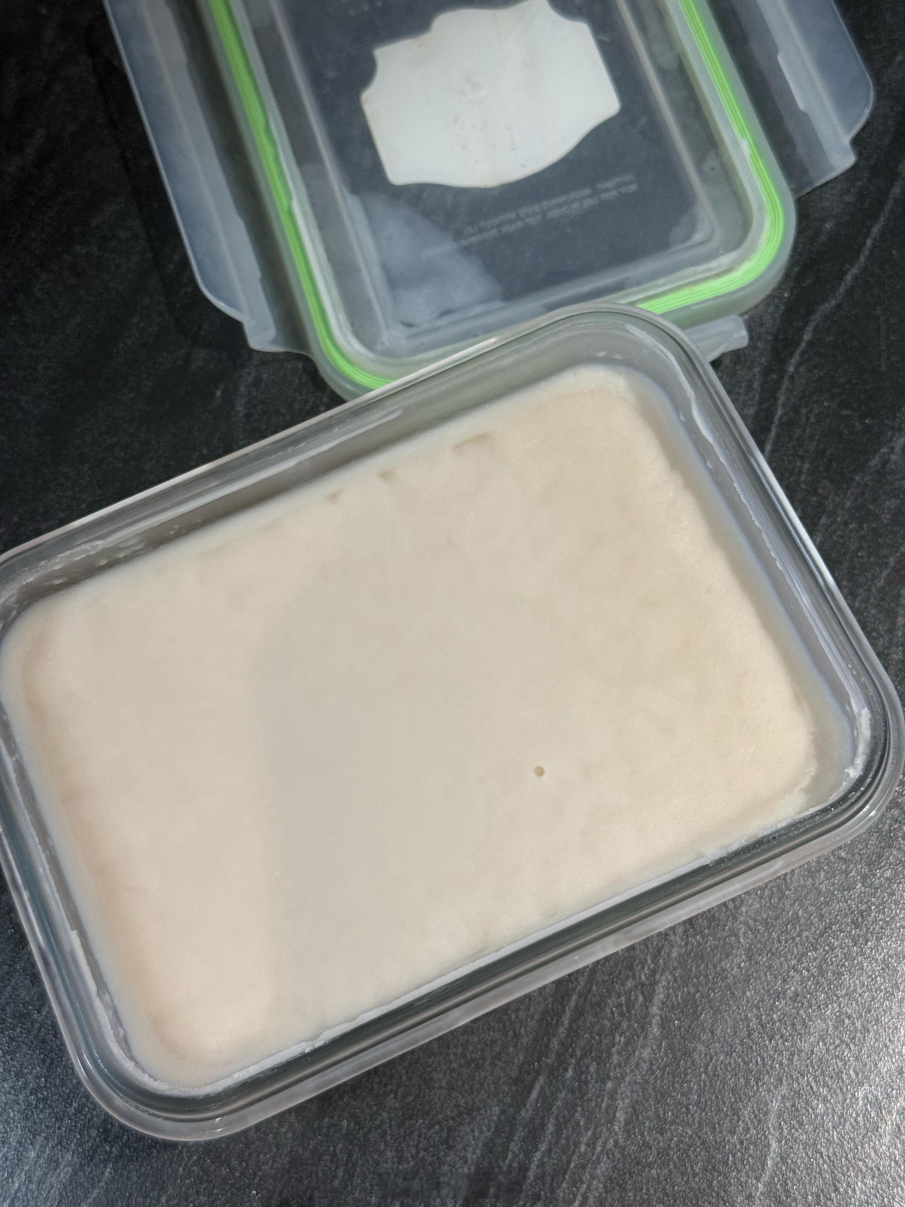 前几天包饺子炸油酥顺便做了一碗猪油香晕了，好白嫩 