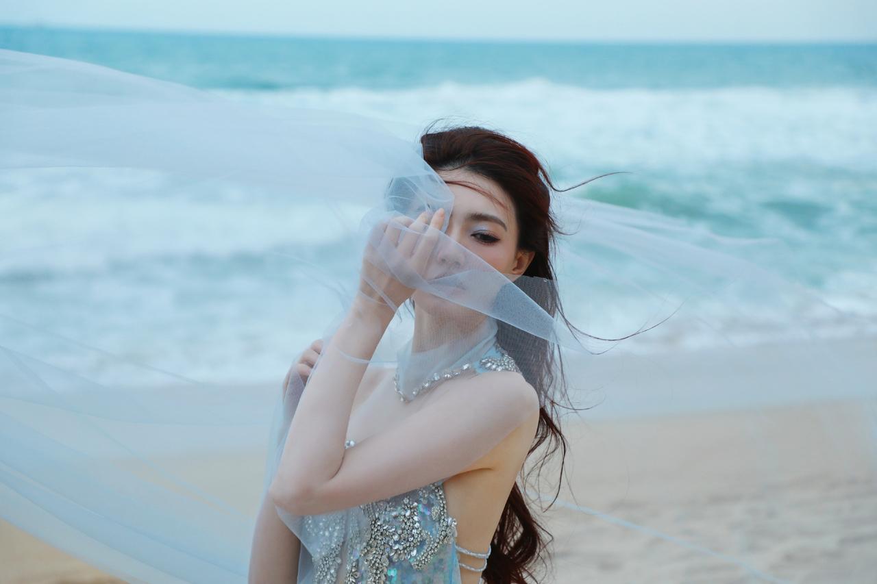 璐璐[奸笑]
徐璐