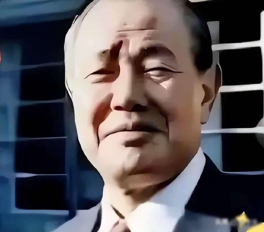 西山宽表面谈合作，暗里偷数据，朋友圈藏着间谍

有人在朋友圈发美食照片，有人晒加