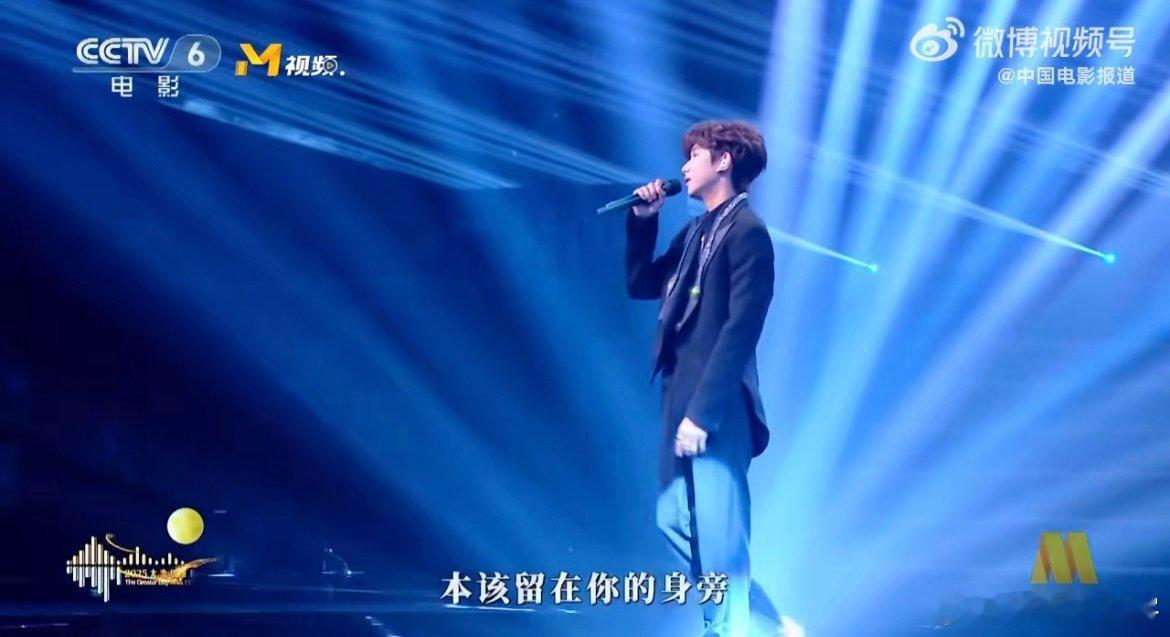 王源太稳了吧 王源魏大勋又唠上了 湾区升明月晚会现场，王源一曲《骄傲》开口跪！熟