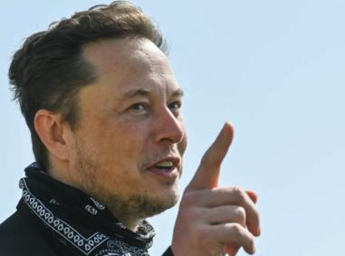 美国慌了？马斯克紧急发声，语出惊人：“唯一能让美国摆脱债务危机、避免破产的办法，