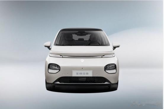 宝骏旗下全新车型“云朵”将于8月份上市，新车是一款五座纯电家用SUV，将会搭载五