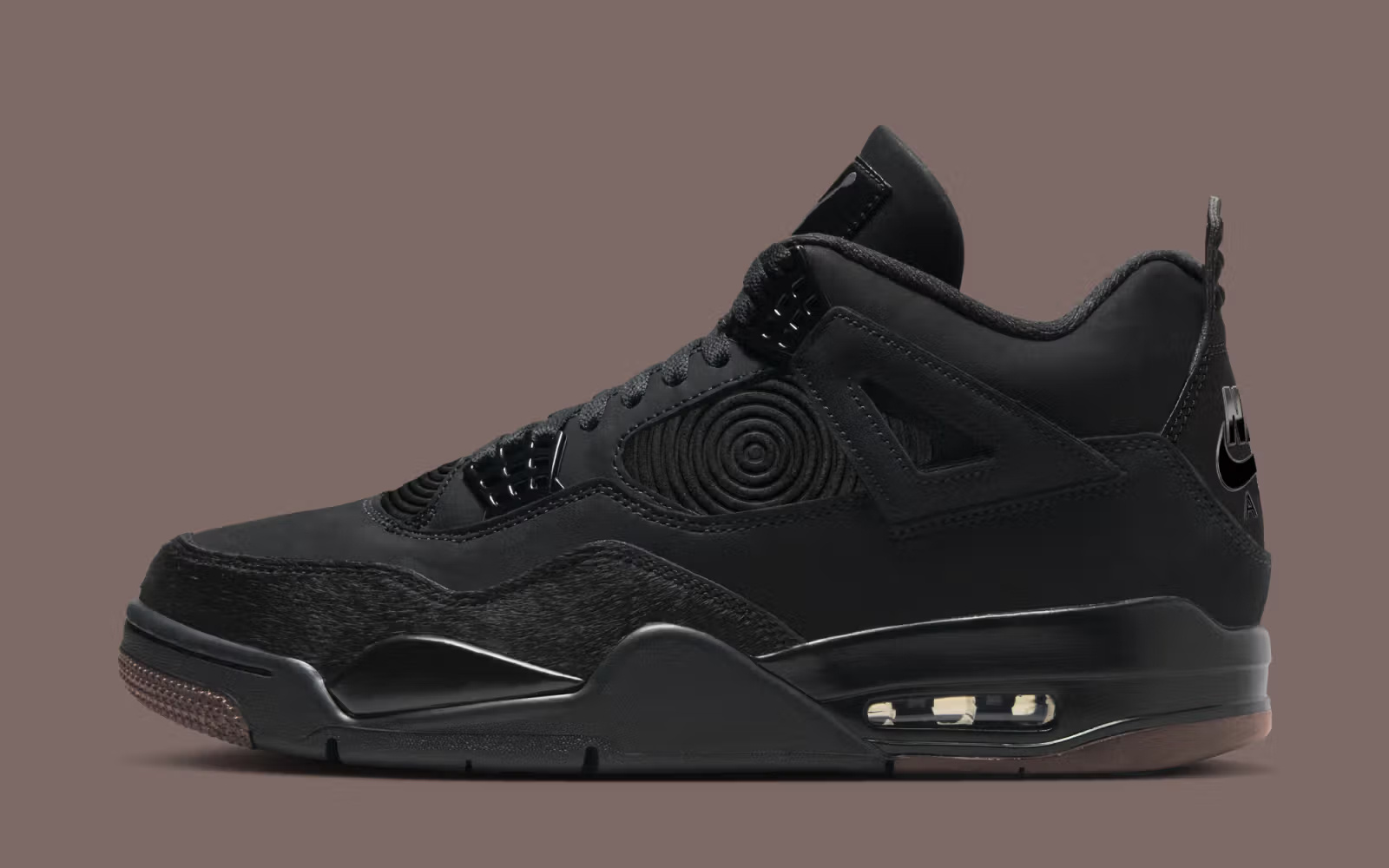 Air Jordan 4  “Berlin” 灵感来自柏林军大衣   2027年