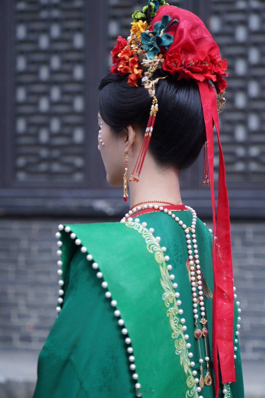刘些宁[爱你][色][色][色][色][色][色][心][心][色] ​​​