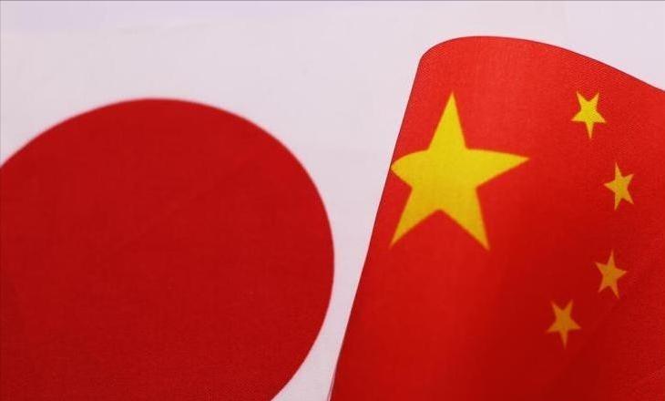 特朗普沉默意料之中，高市私下改口认怂，中日关系元旦或见分晓

近期，日本首相高市