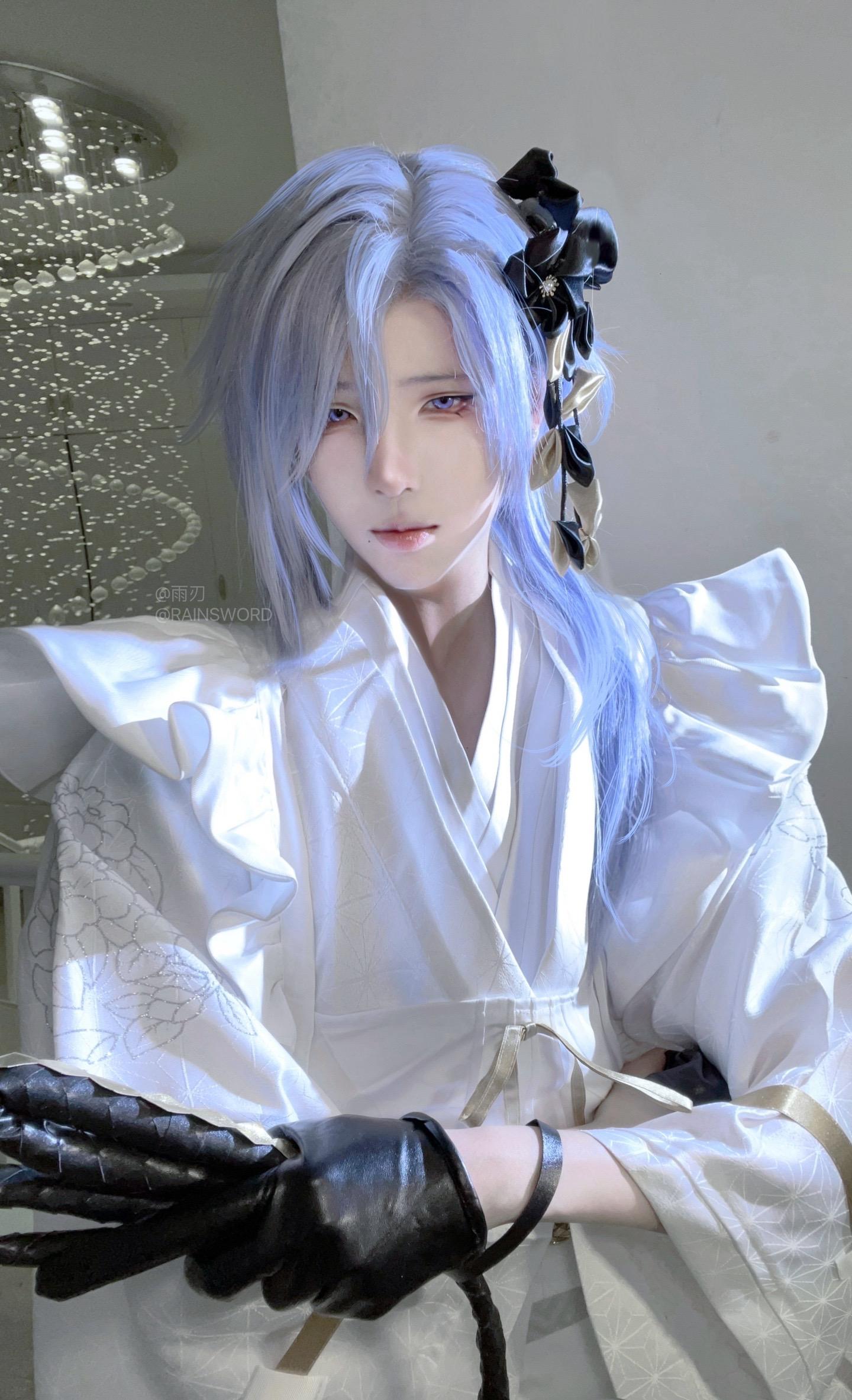 Comecome来靠家主大人胸口。是Aoma选择学习老师画的男仆设绫人～