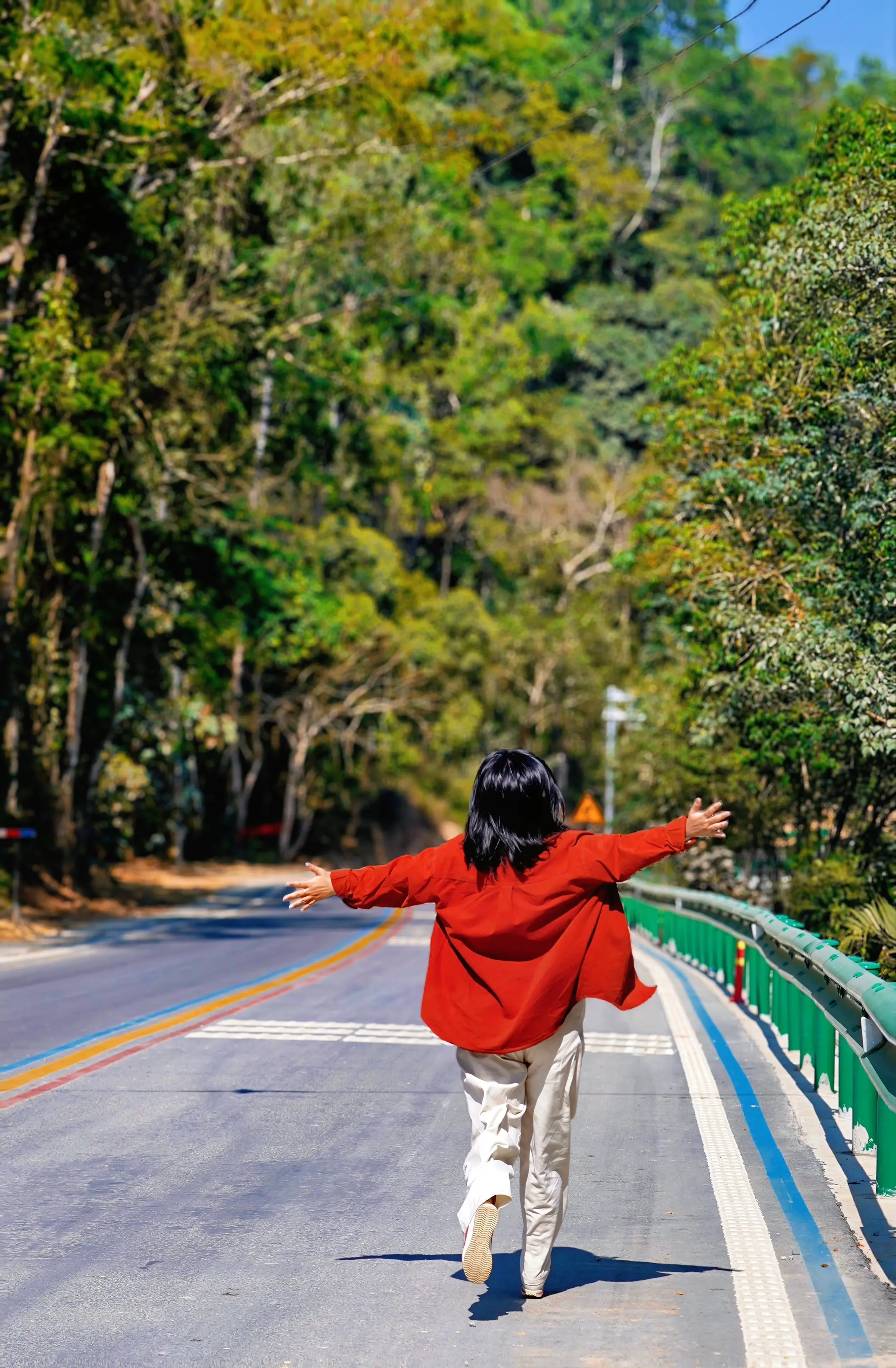 🌴雨林公路奇遇|闯入保亭亿万年石林仙踪。🌴雨林公路奇遇 | 保亭私...