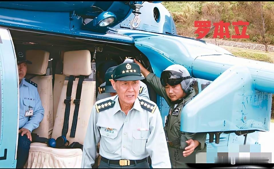 台军一级上将曾下令死守台海，但为回安徽老家探亲祭祖，主动辞去一级上将终身职职位！