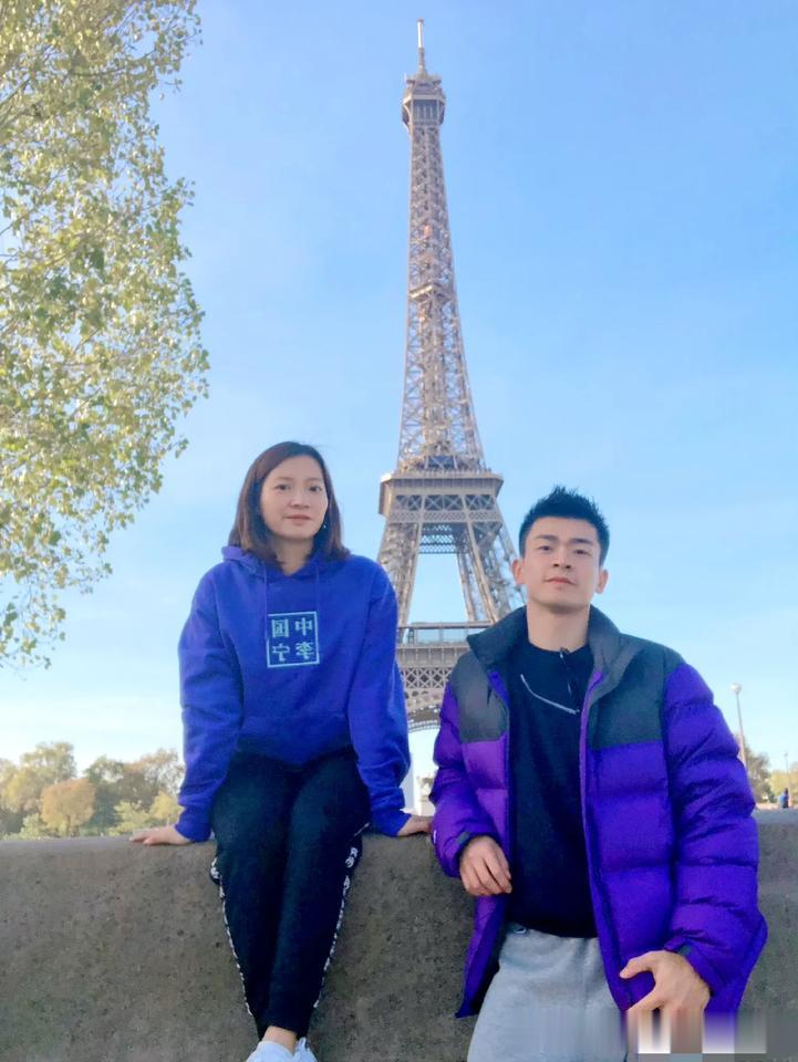 输了就骂黄雅琼！[微笑]
真的被每个平台的瞎子评论气晕了
雅思一输必骂黄雅琼
就