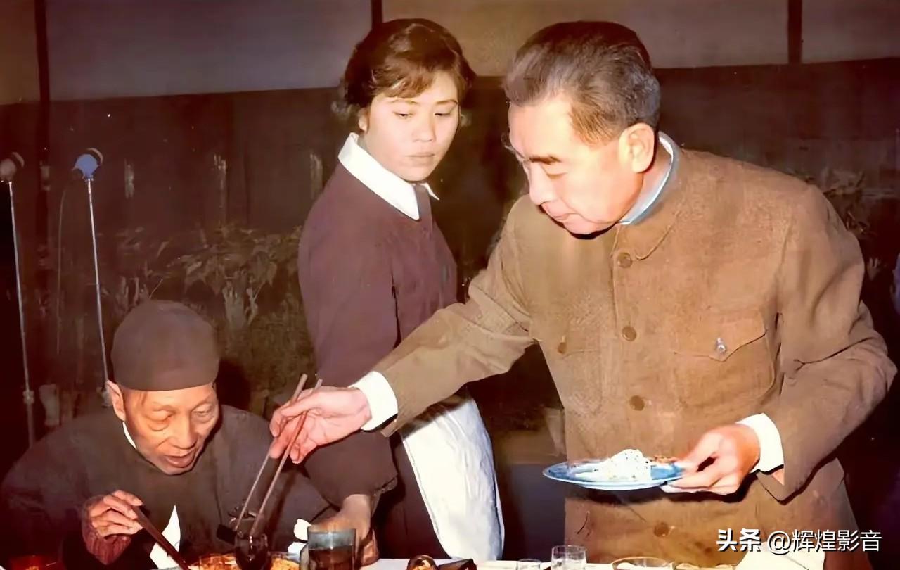 🌺🙏敬爱的周总理，致敬您的勤俭美德，传承您的朴素初心！“勤俭是吾国的传统美德