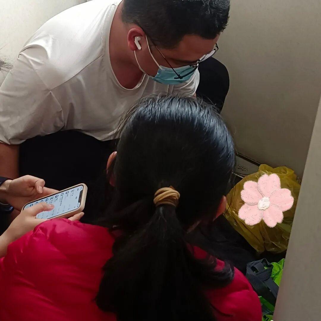 女子高铁上突发“呼吸性碱中毒”，龙岩两名医生紧急施救

 ​​​