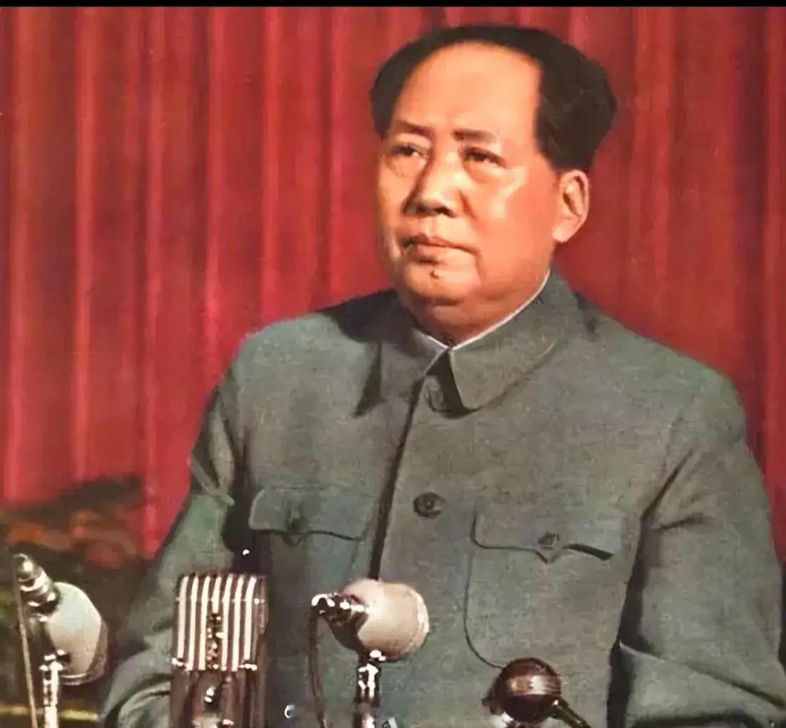 毛主席曾经说过这样一段令人发省的话：“资产阶级和国际帝国主义懂得，要使社会主义国