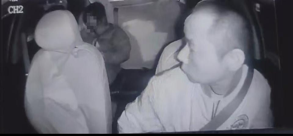 湖南岳阳暖心一幕！的哥发现乘客异常，生死瞬间死死拉住轻生女子🔥
 
生命无价，