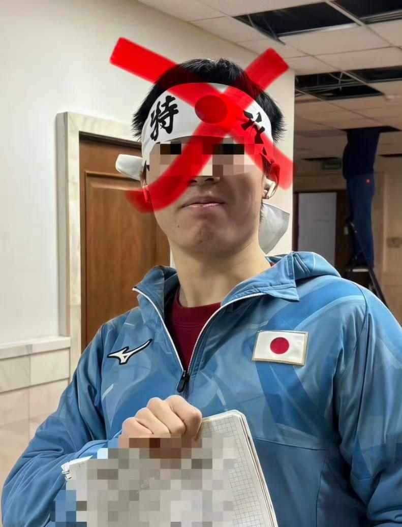 陈某某连鞠了两个躬，为什么大家还是不原谅他？
不是大家揪着不放，也不是谁上纲上线