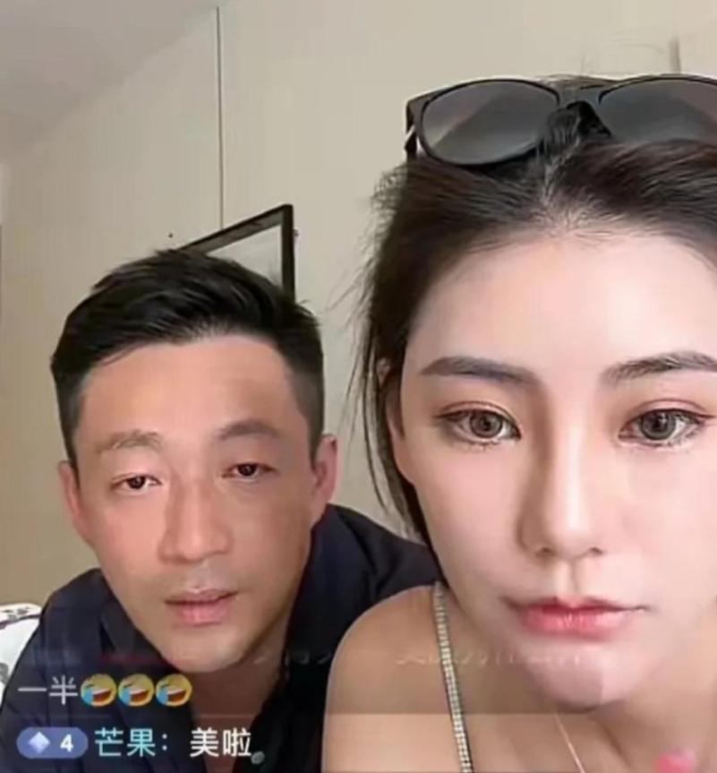对比一下，谢贤这是一个好男人。

汪小菲，被张颖颖撕；汪峰，被前妻撕。

而且是