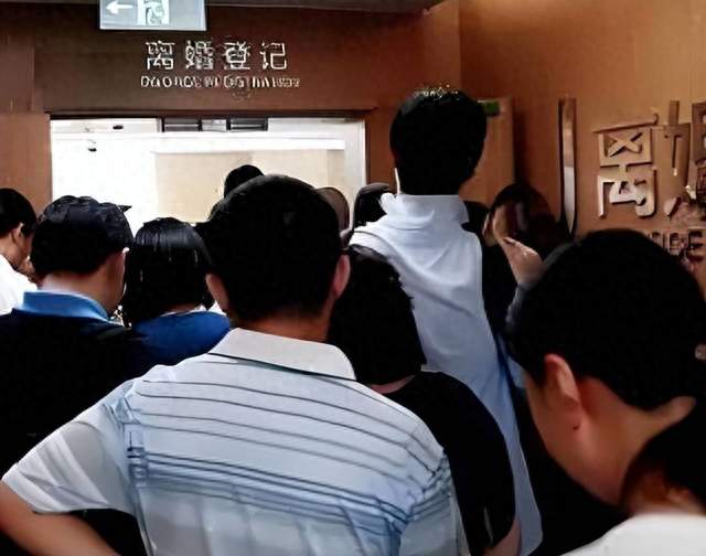 68%的高考后离婚夫妻早有默契，隐忍值吗？