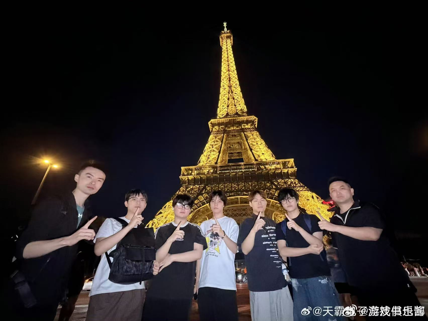 世俱杯小组赛B组和平精英世俱杯小组赛面对各路强敌的轮番冲击，每一分都来之不易，期