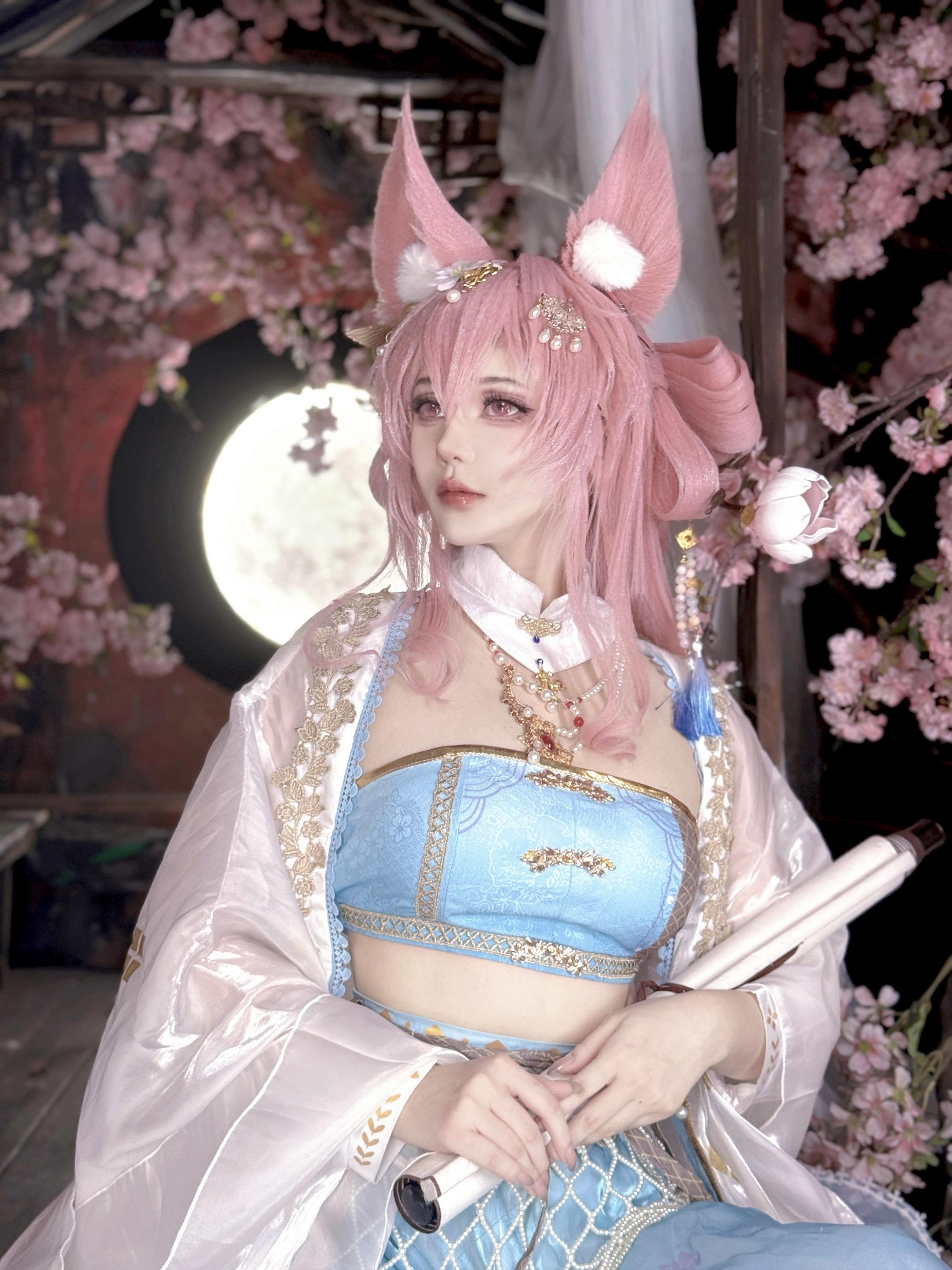 鸿雪｜拍了鸿太狼的新皮肤。服装