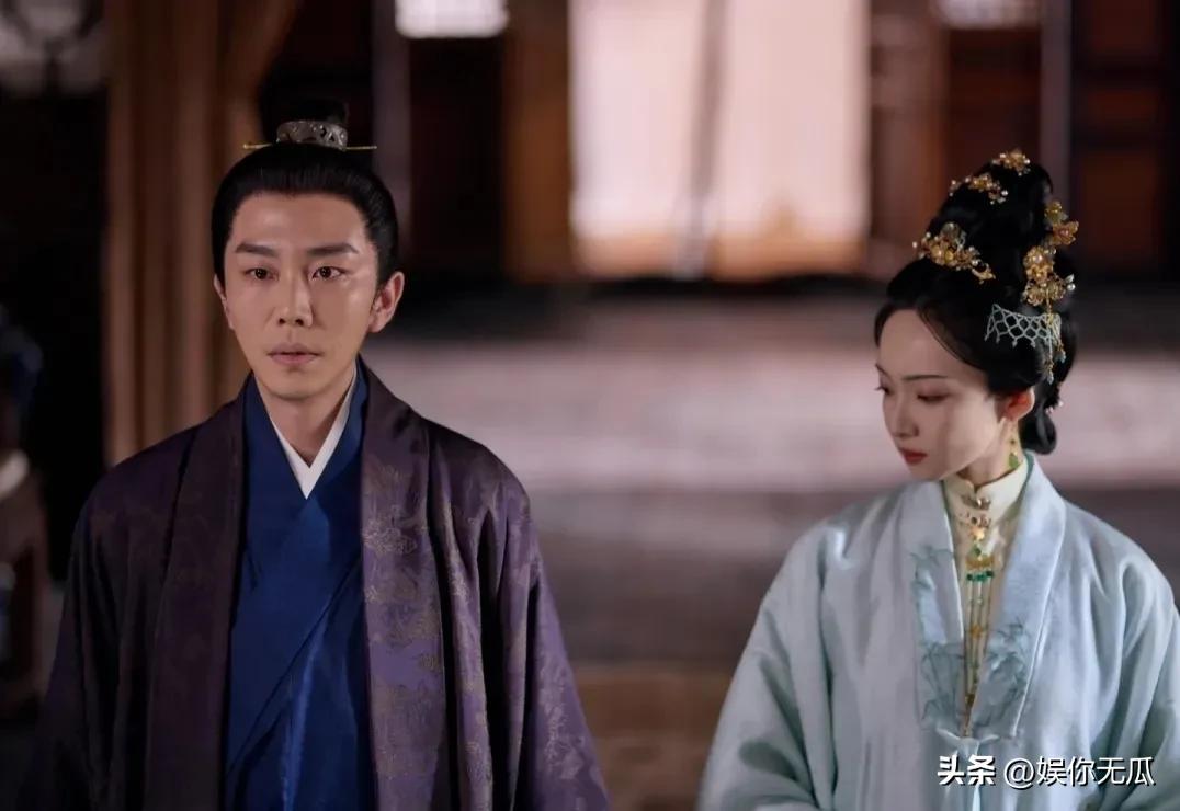 《兰香如故》这段副线真的戳得人胸口发闷。

袁绍辉纳妾那天，侯府的桂花开得香得扎