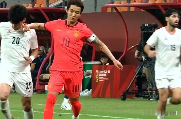 29年不败纪录终结！国足热身三连败，主场不敌塔吉克斯坦
 
重庆国际邀请赛收官战