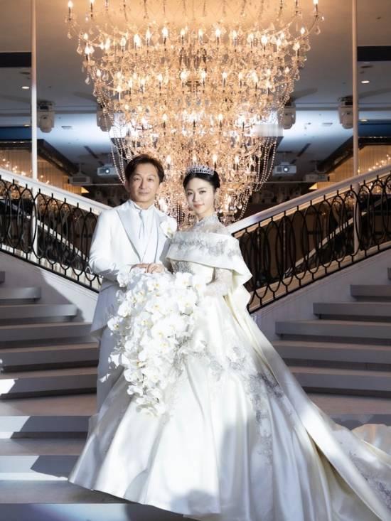 8月23日，师从甄子丹的知名动作导演谷垣健治官宣结婚，和日本演员藤本露娜低调举办