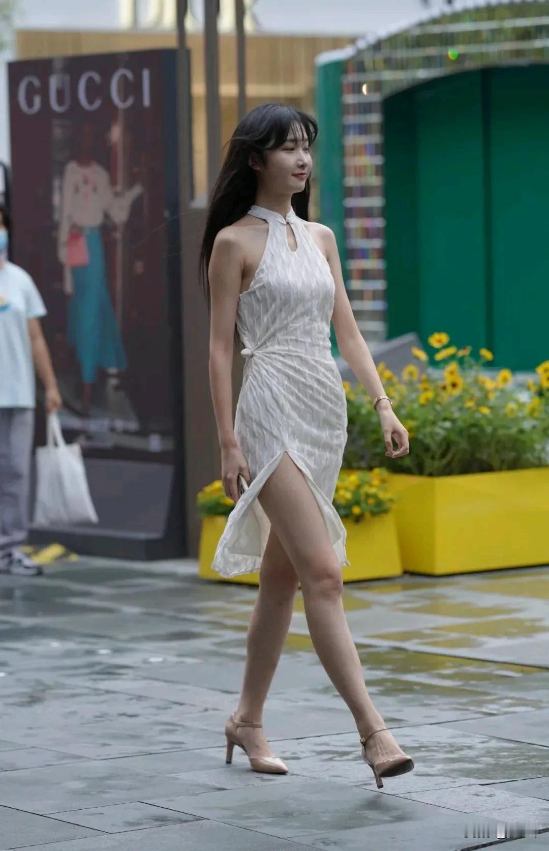 ，升职加薪，健康平安 ，戳这里👉🏻快来跟我一起参与吧分享美女＃ 超幸运美少女