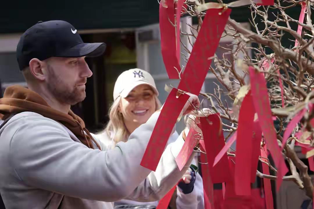 外媒观点：中国生活方式为何成为世界潮流？

近年来，越来越多的外媒关注到“中国生