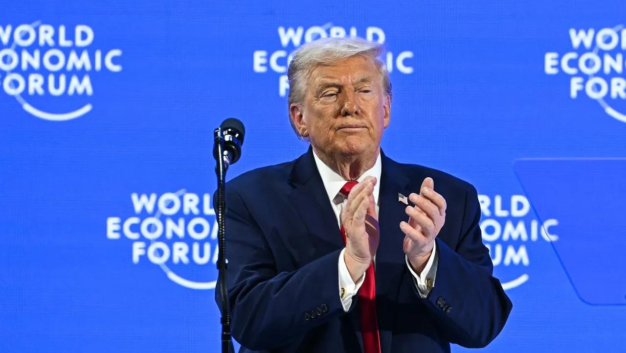 我的分析：特朗普的策略，他4月份访问中国，希望9-10月份的中国回访影响提升他中