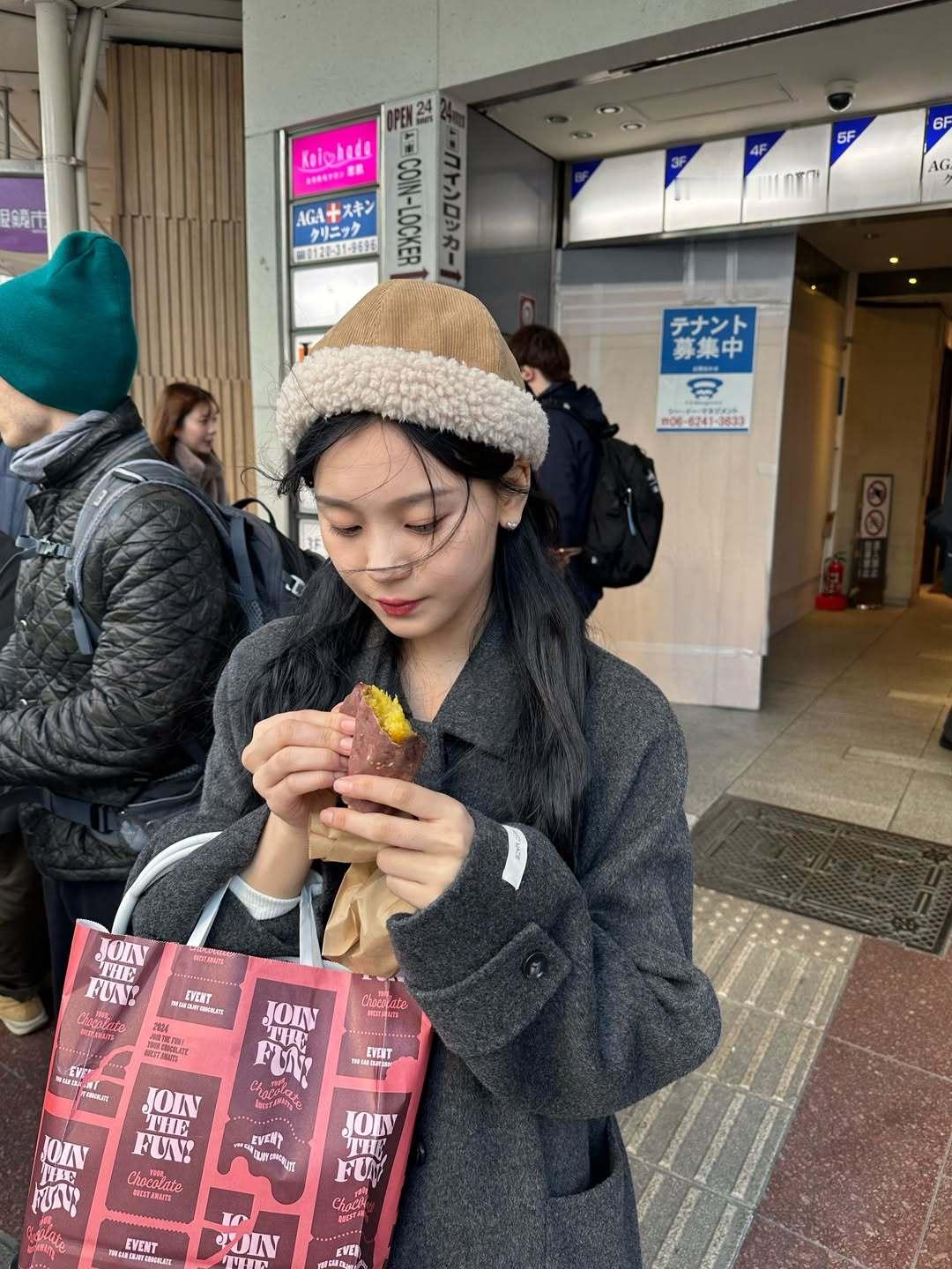 严智 ins更新 